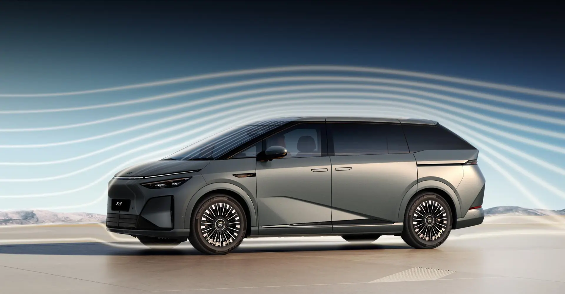 Desain eksterior XPENG New X9 dengan siluet starship aerodinamis
